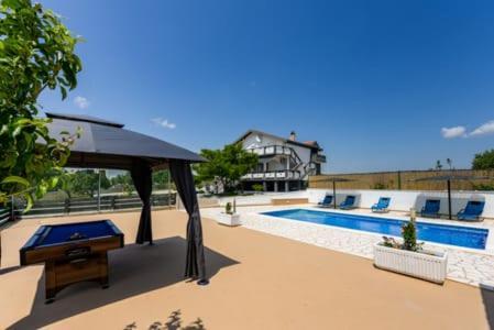 Villa Luka Donje Rastane エクステリア 写真